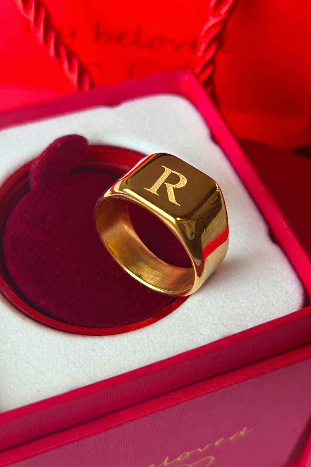 M26 Anillo carreton con inicial