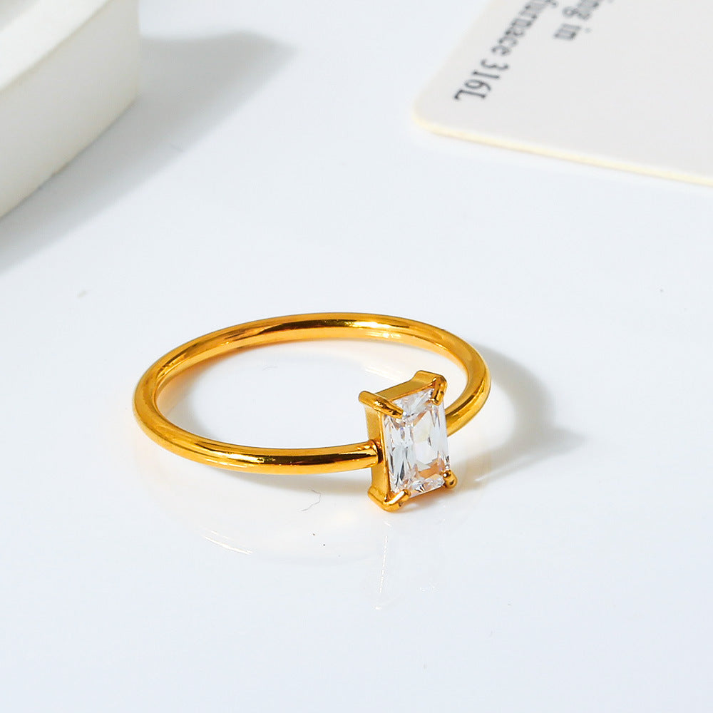 M4 Anillo de compromiso de acero dorado con piedra rectangular